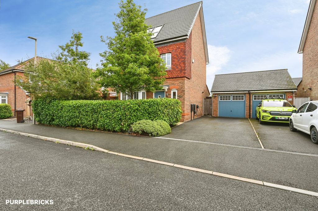 Property photo 2 of 30