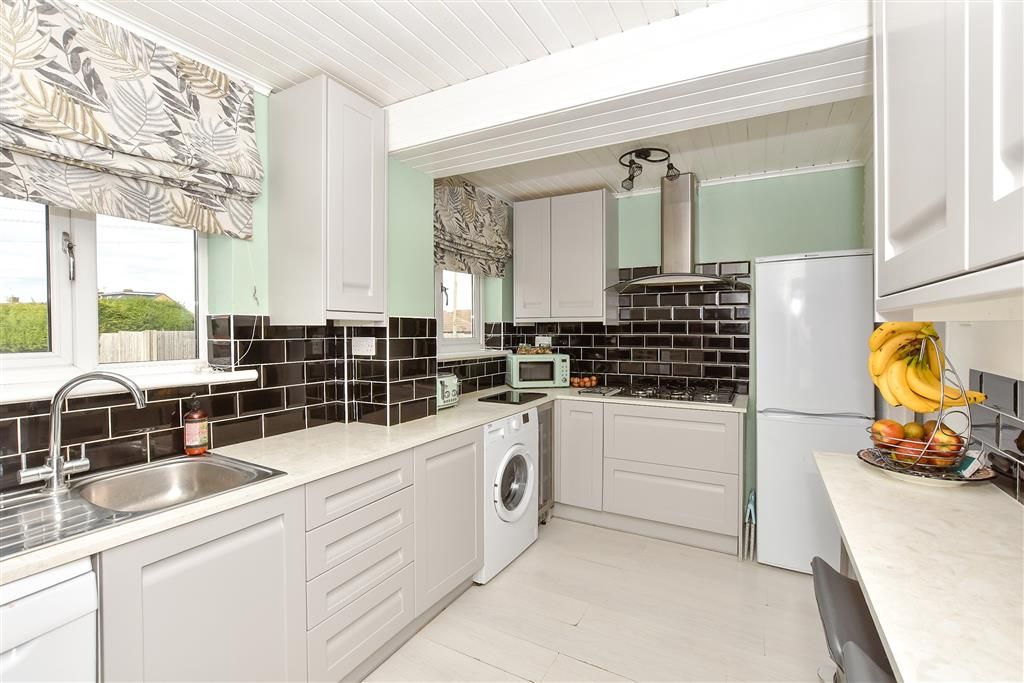Property photo 2 of 13 Kitchen