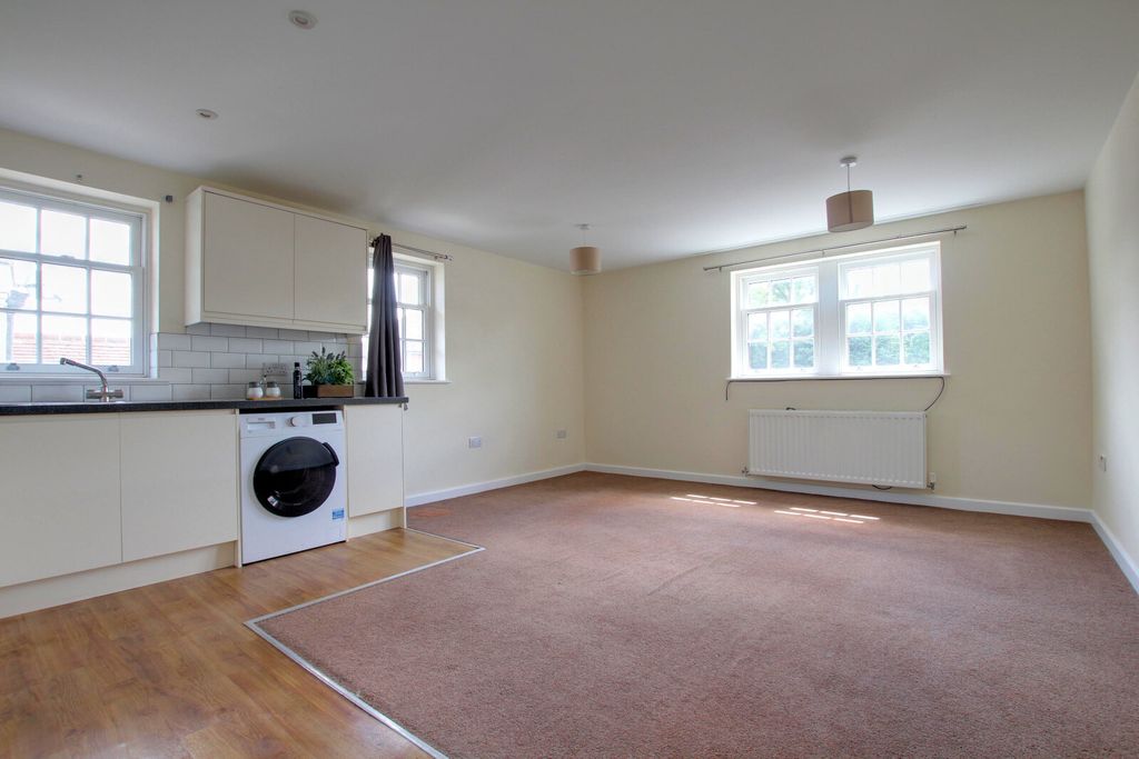 Property photo 2 of 9 Picture No. 02