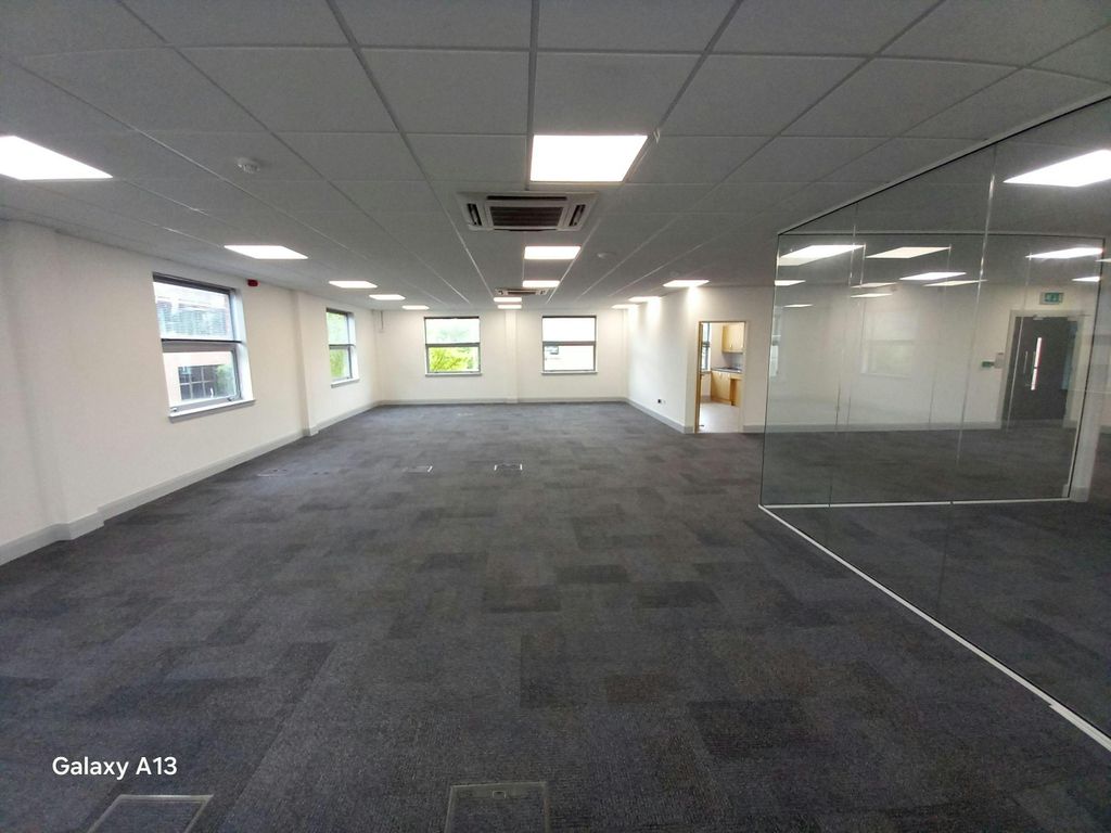 Property photo 2 of 6 20250423_162236.Jpg