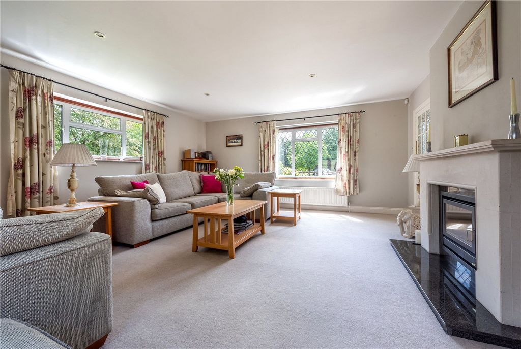 Property photo 2 of 21 Picture No. 04