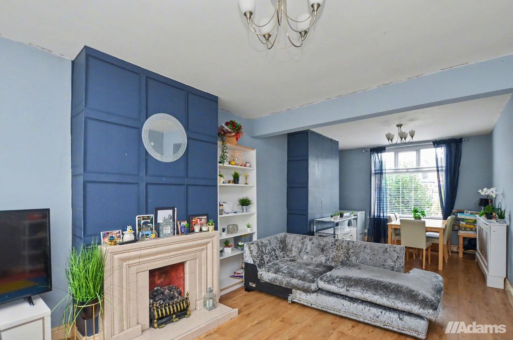 Property photo 2 of 15