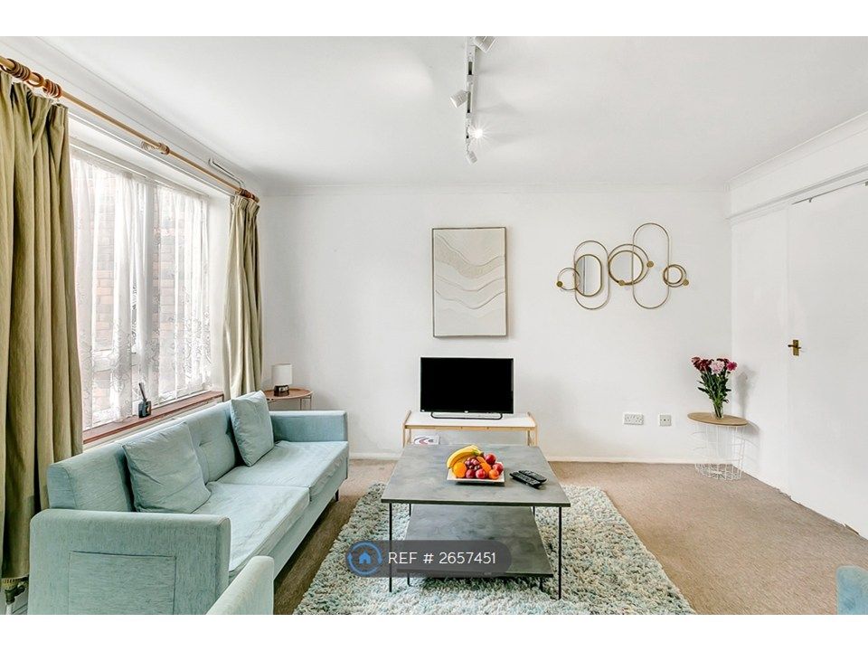 Property photo 3 of 26