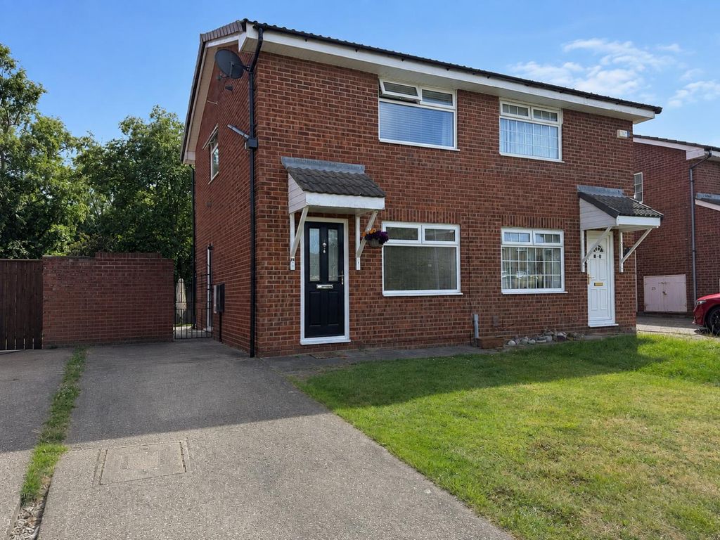Property photo 1 of 12