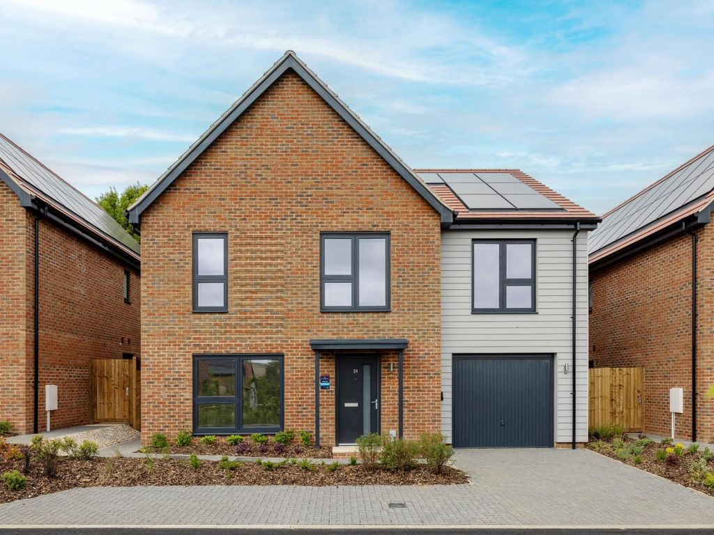 Property photo 2 of 16 The Shadwell, Number 43