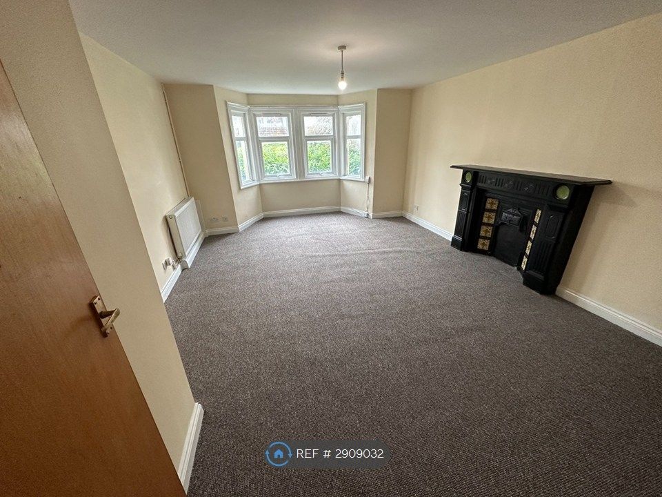 Property photo 1 of 31