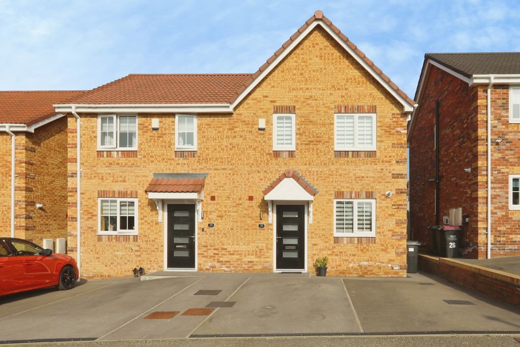 Property photo 1 of 17 Pbox-Img.Jpg