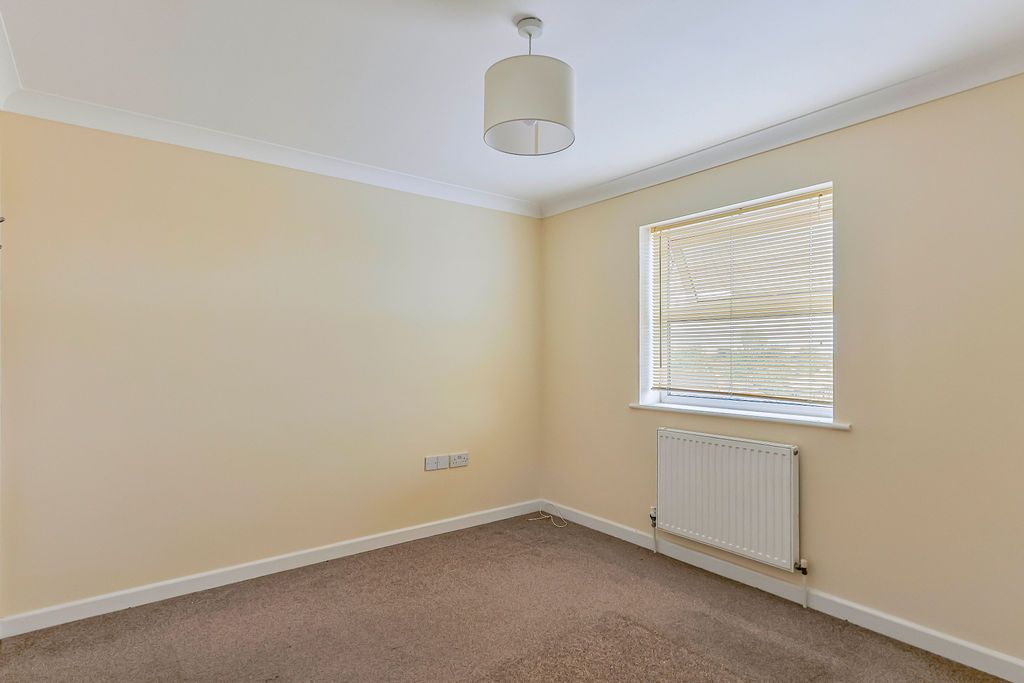 Property photo 3 of 13 333A2500