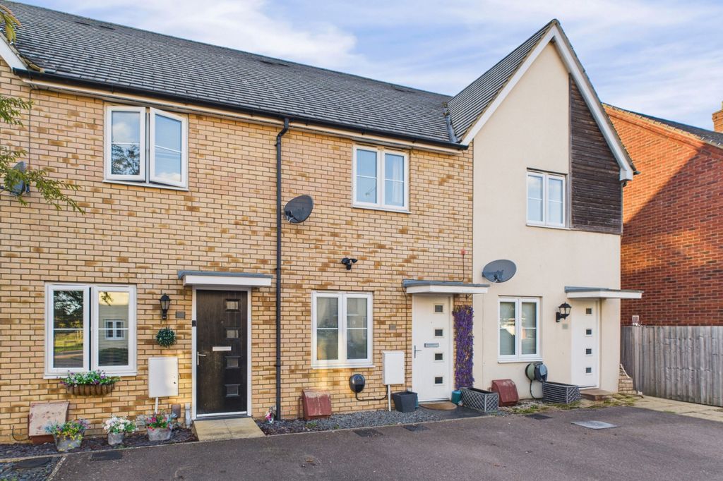 Property photo 1 of 11 Front Of House