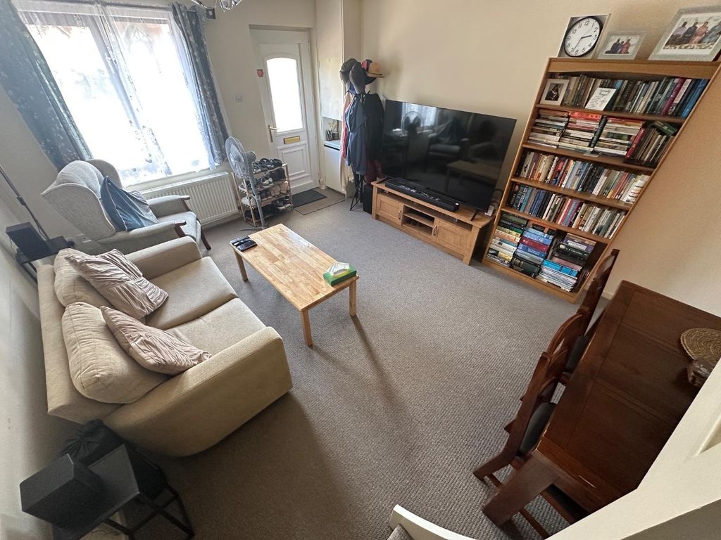 Property photo 3 of 10 Img_1912.Jpg