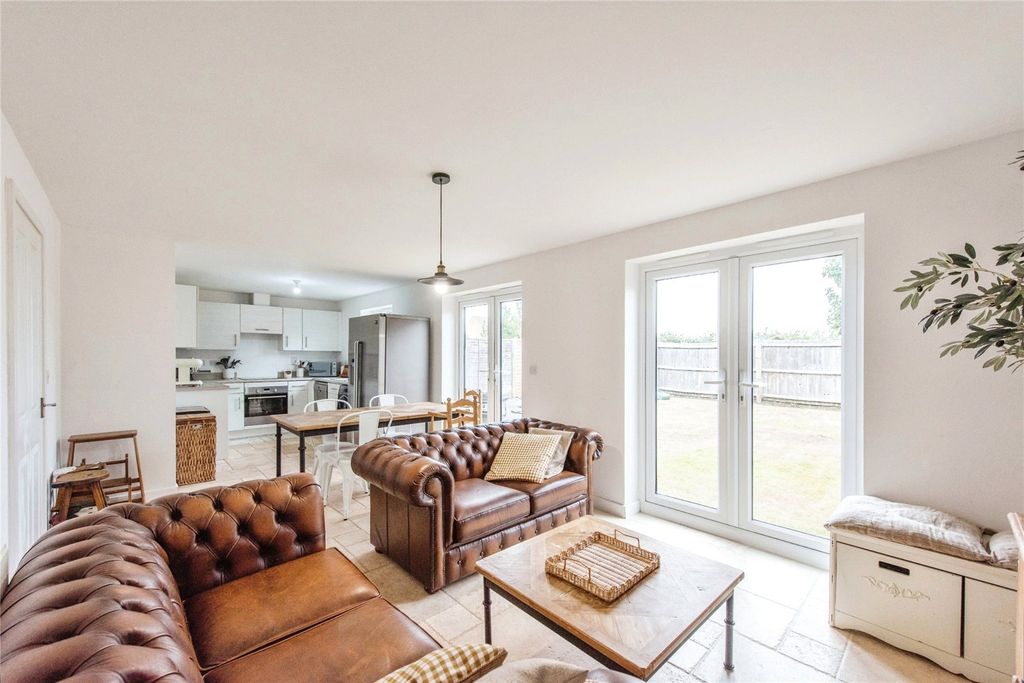 Property photo 2 of 18 Picture No. 08