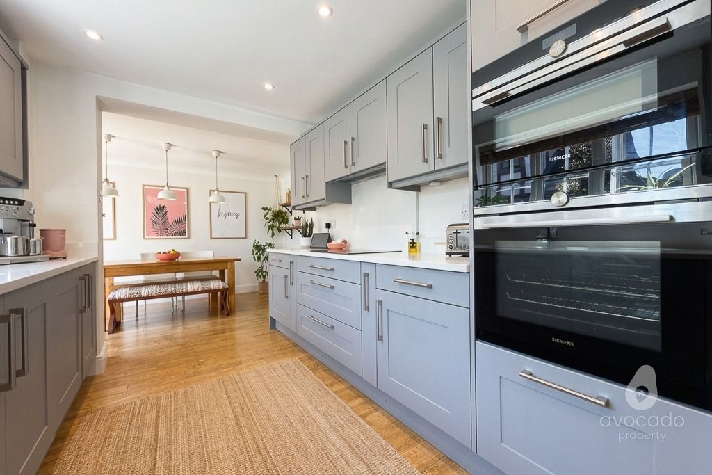 Property photo 2 of 26 5392942