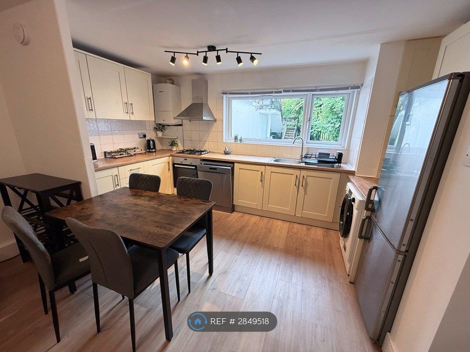 Property photo 1 of 11 Open-Plan Kitchen