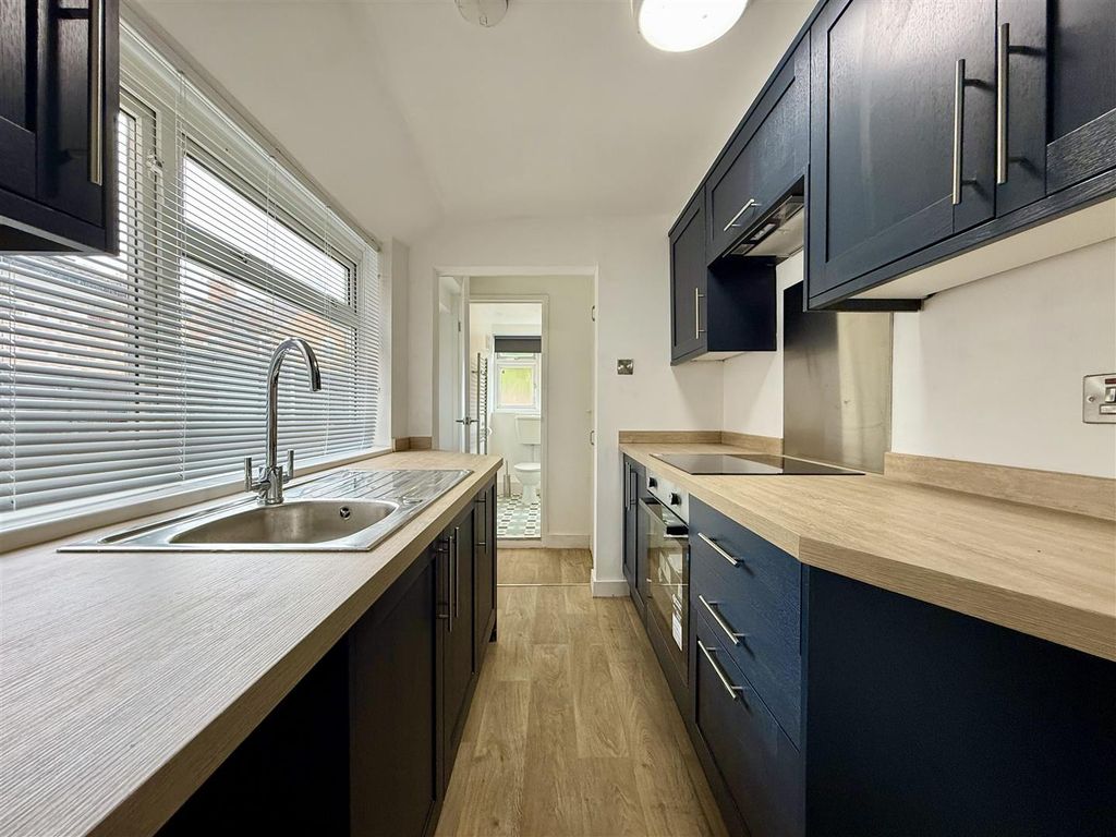 Property photo 3 of 16 3