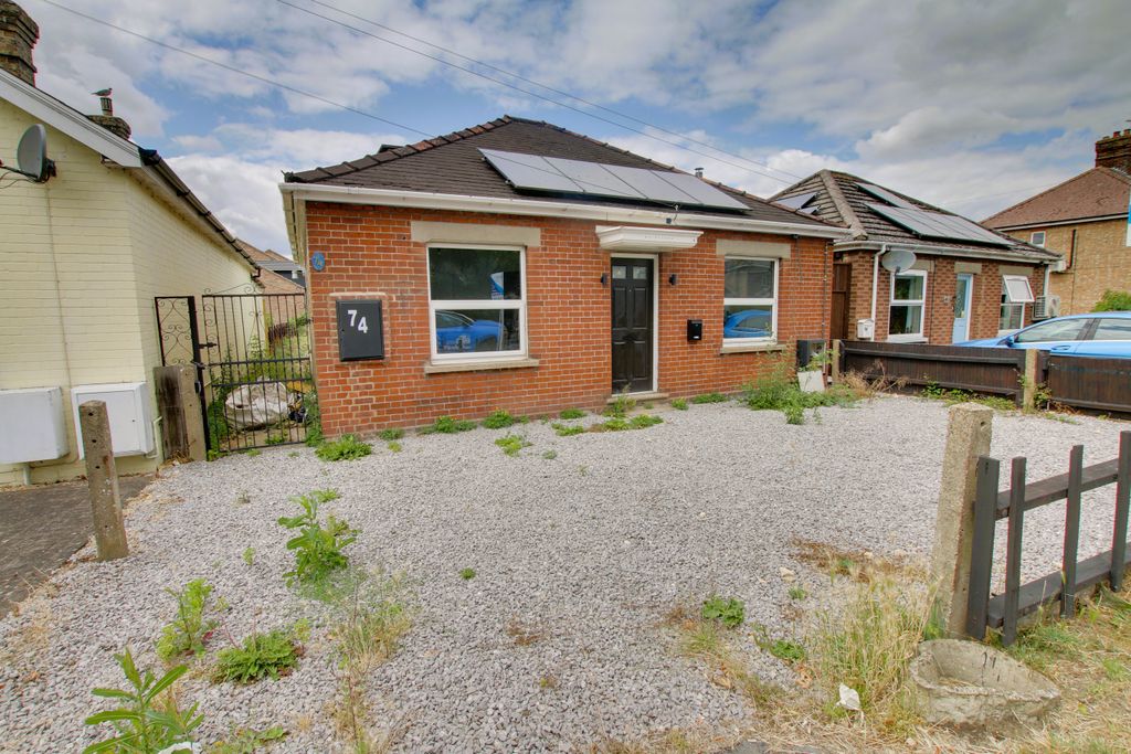 Property photo 1 of 8