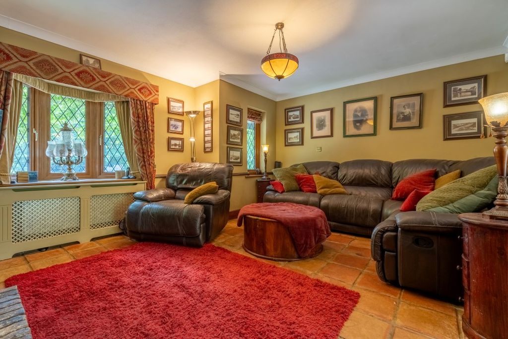 Property photo 3 of 30 Tg7