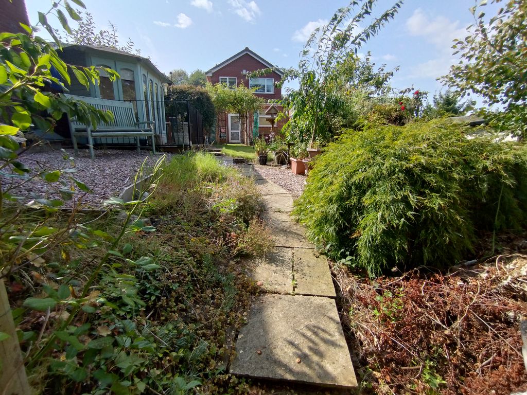 Property photo 3 of 23