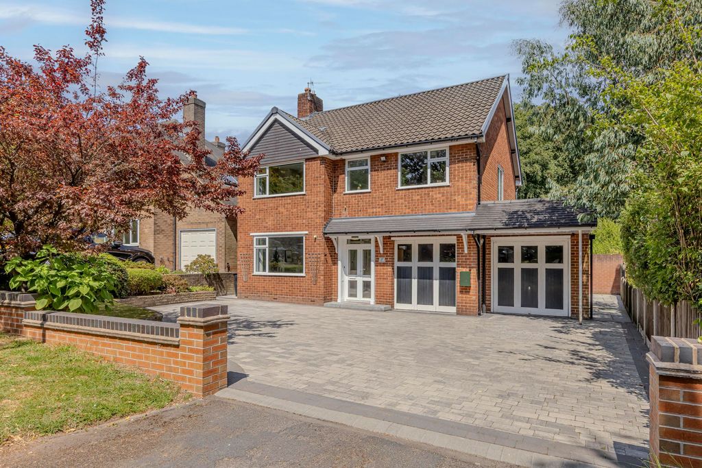 Property photo 1 of 40