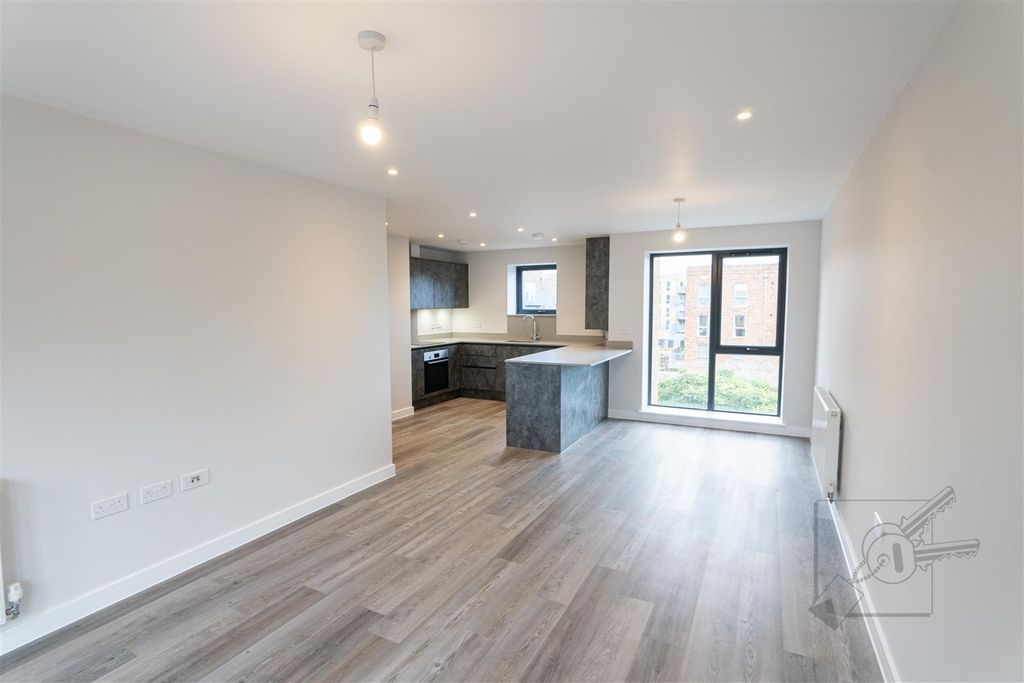 Property photo 2 of 18 Lounge/ Diner