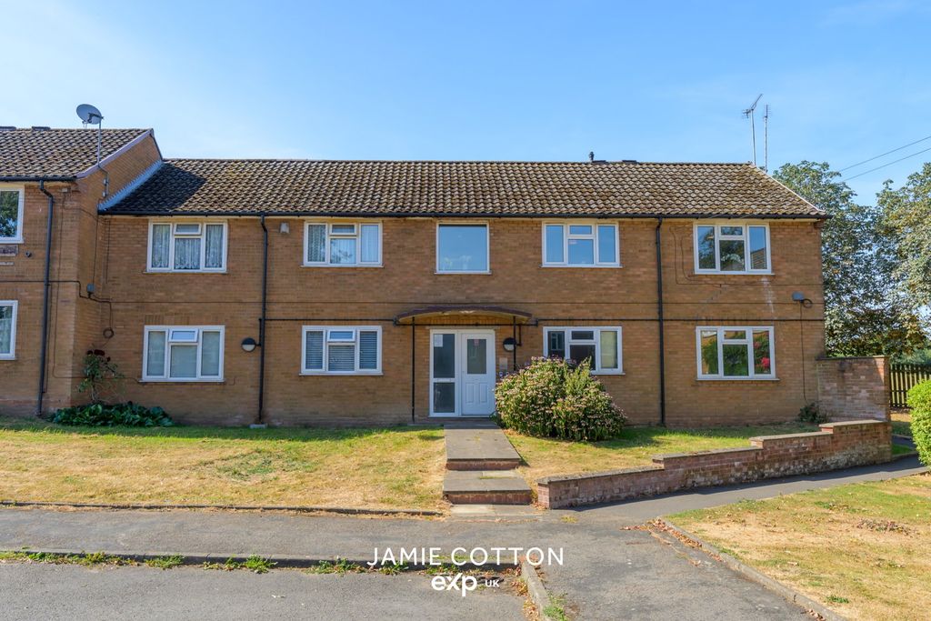 Property photo 1 of 16