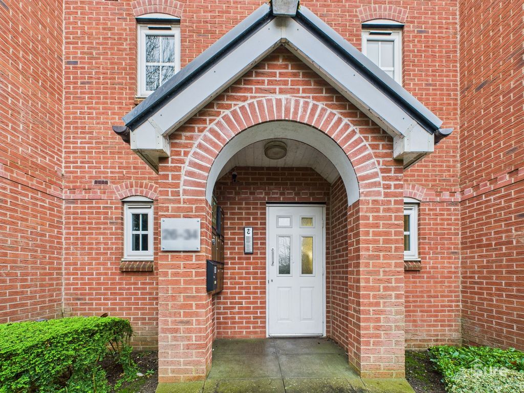 Property photo 1 of 11 External