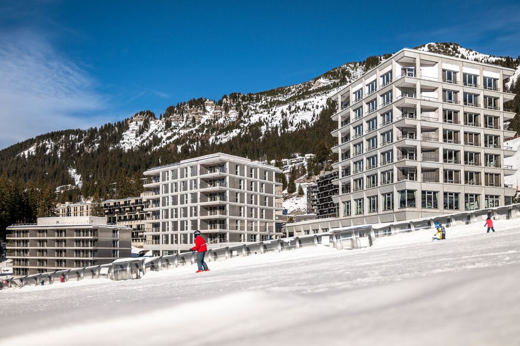 Property photo 2 of 26