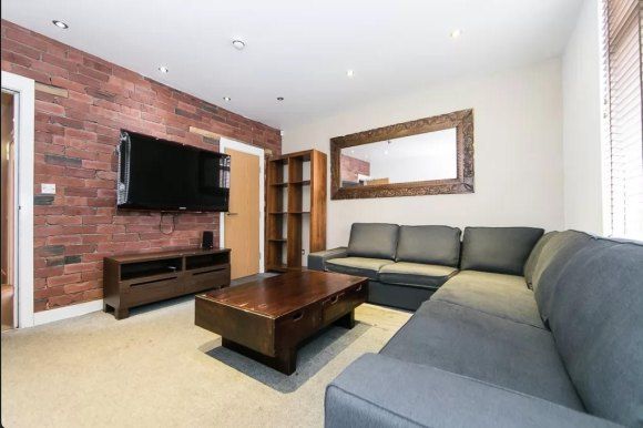 Property photo 1 of 9 Living Room.Png