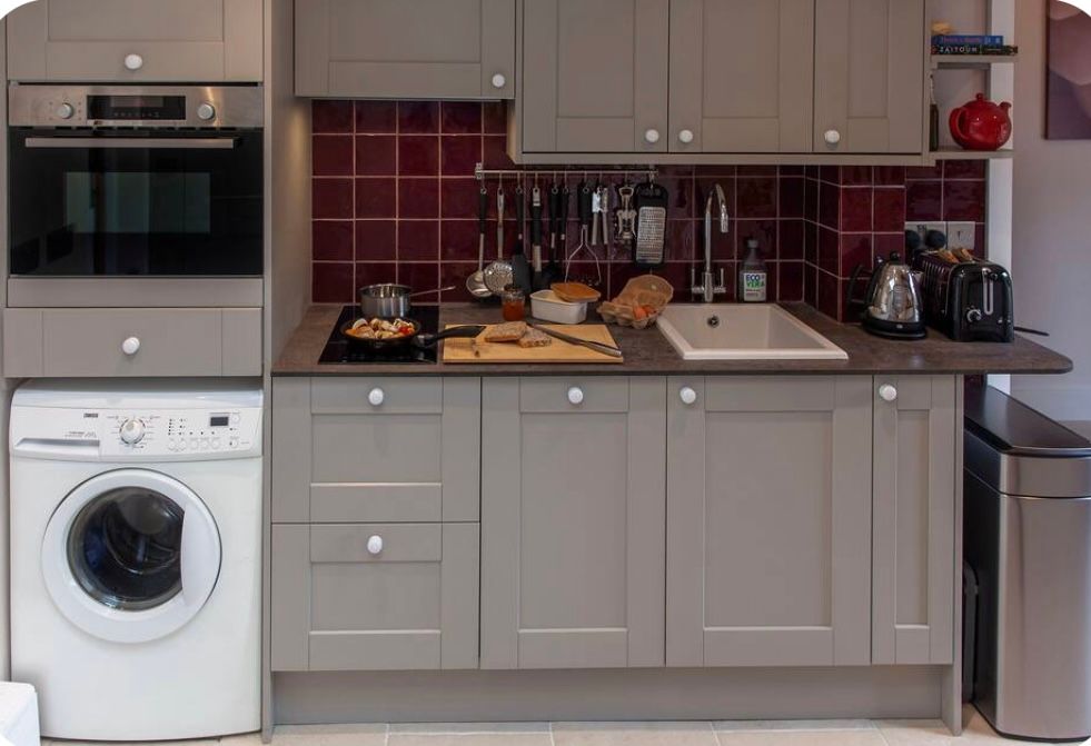 Property photo 3 of 7 Annex