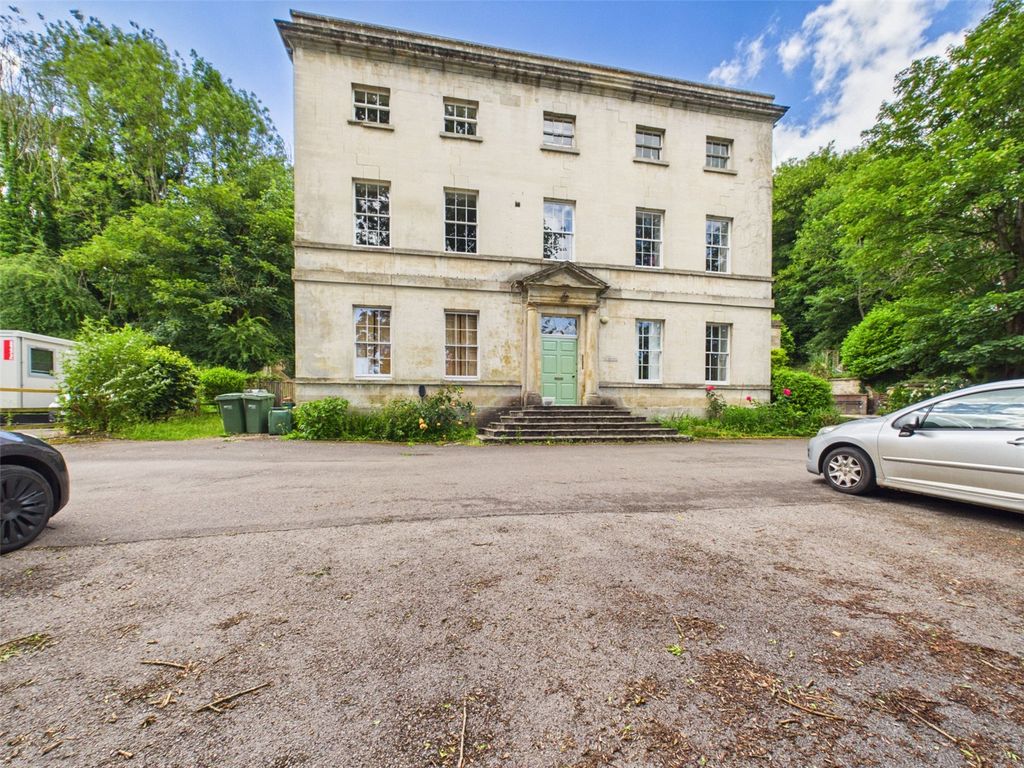 Property photo 1 of 12 Picture No. 13