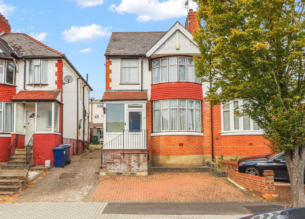 Property photo 1 of 13