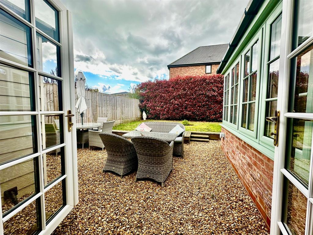Additional image 14 of 2 bed detached bungalow for saleParkgate, Knutsford WA16