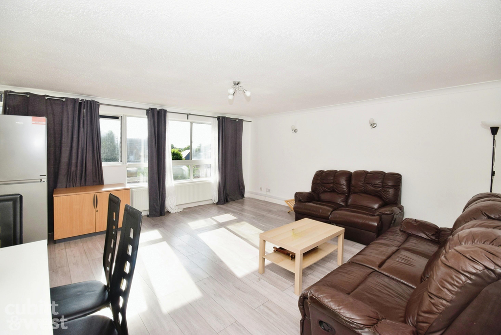 Property photo 2 of 10 Editedimage-59969...