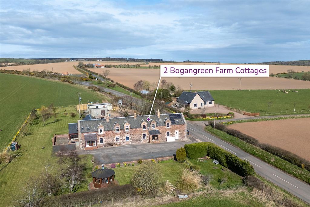 Property photo 1 of 17 2_Bogangreen_Farm_Cottages-1.Jpg