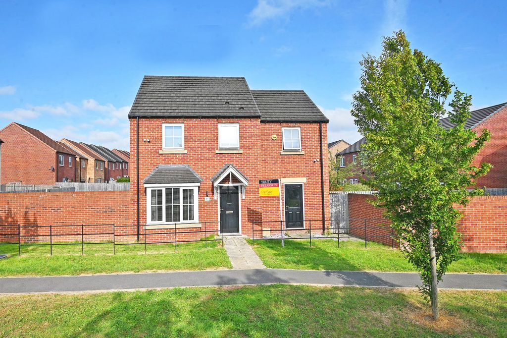 Property photo 1 of 24