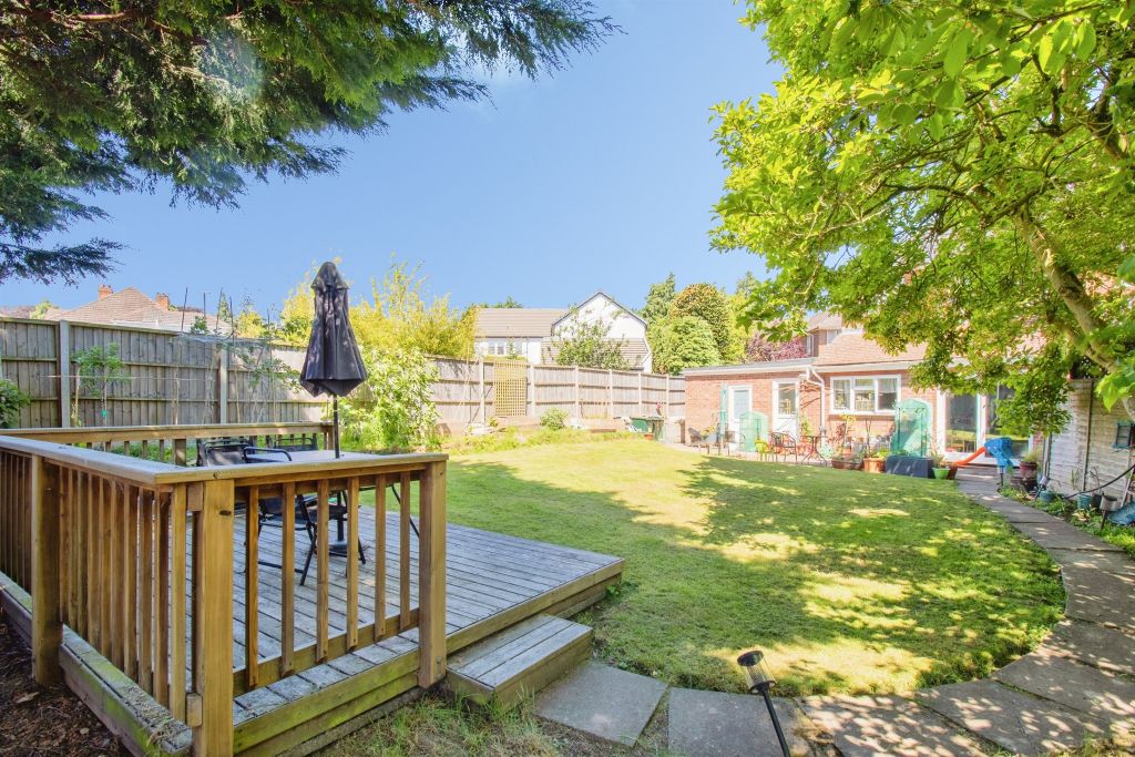 Property photo 2 of 17