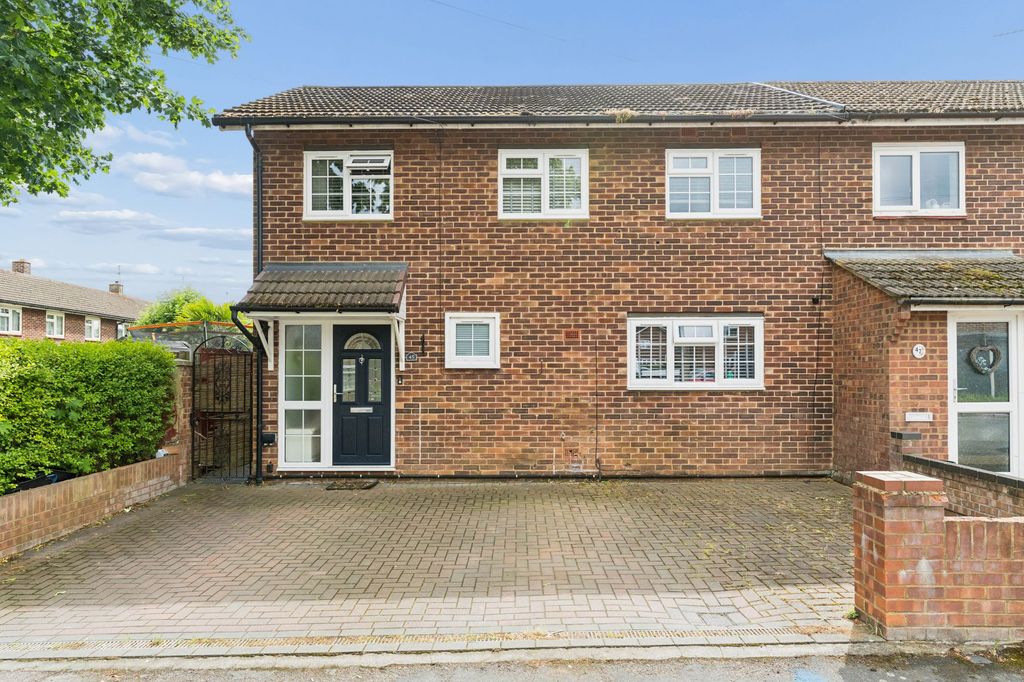 Property photo 1 of 18