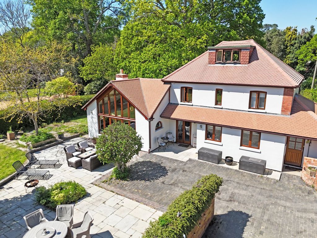 Property photo 2 of 15