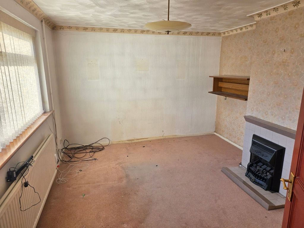 Property photo 2 of 10 Picture No. 03