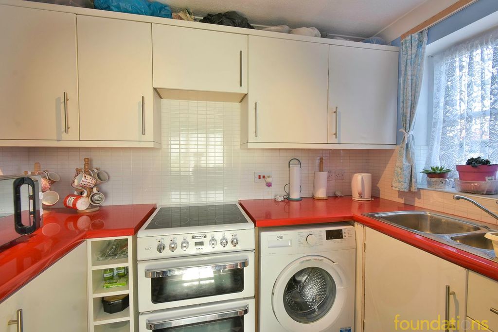 Property photo 3 of 13