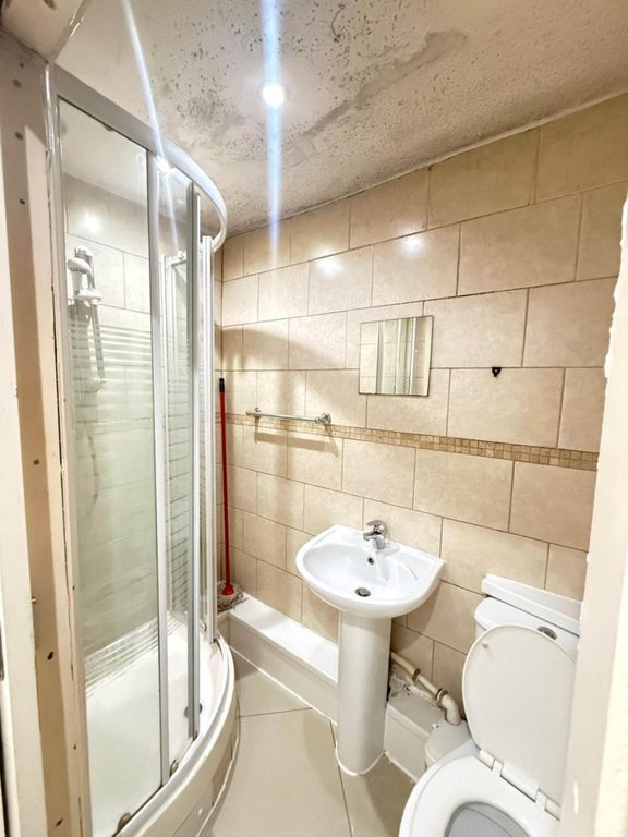 Property photo 3 of 3