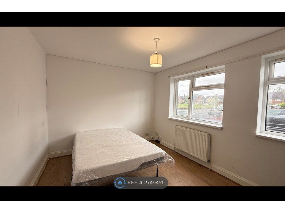 Property photo 3 of 35 Ground Floor Bedroom 1