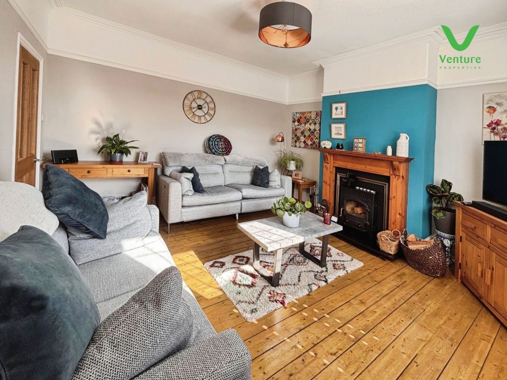 Property photo 2 of 23 Pbox-Img.Jpeg