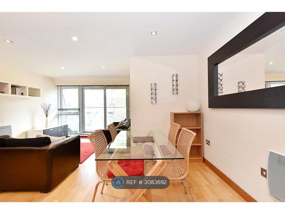Property photo 1 of 8 Dining