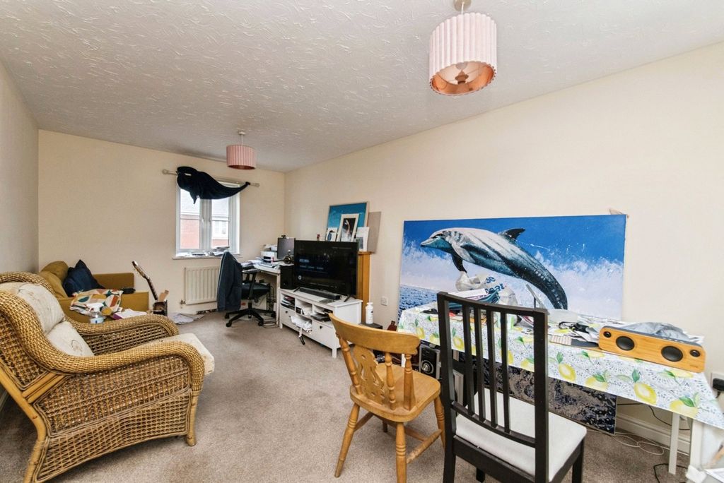 Property photo 3 of 10 Pbox-Img.Jpg