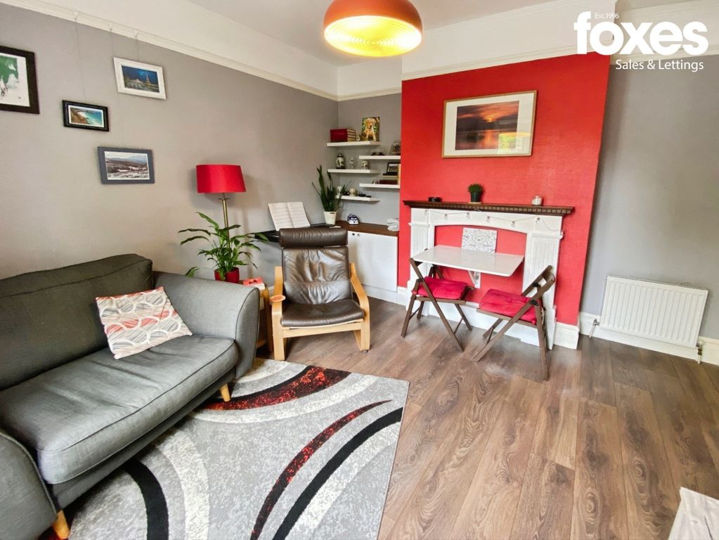 Property photo 3 of 12 5156563