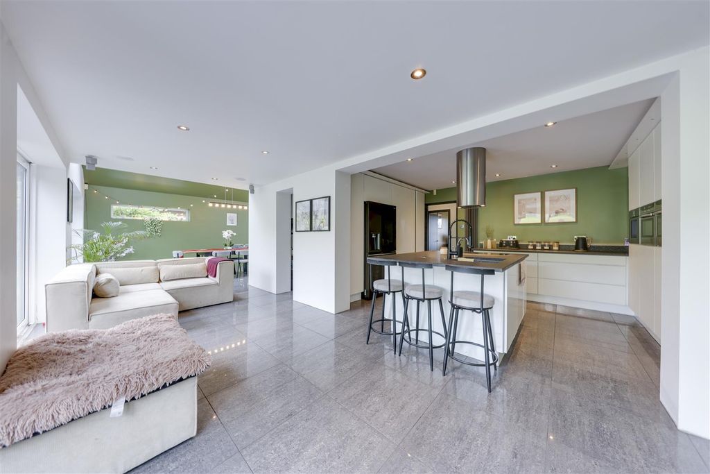 Property photo 2 of 42 Open Plan Living / Kitchen / Dining