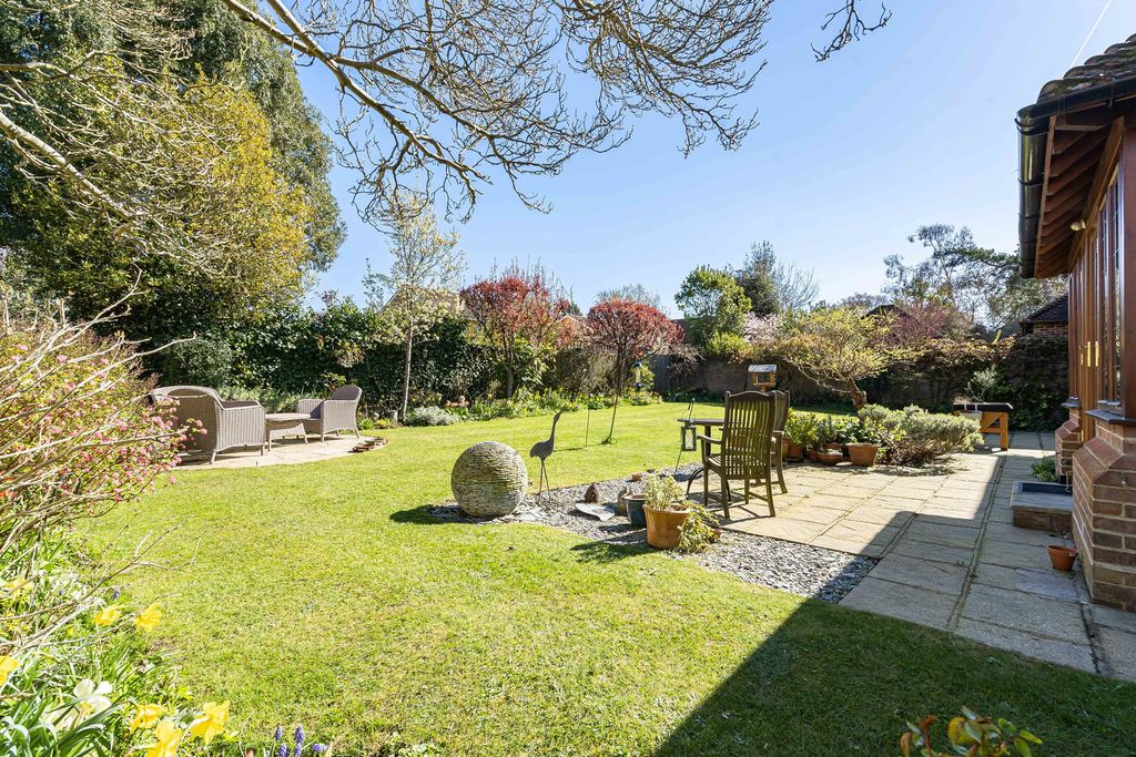 Property photo 3 of 23