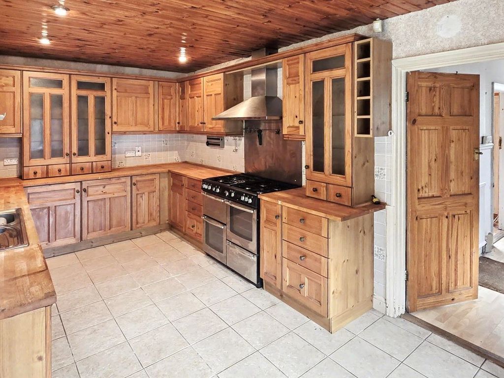 Property photo 2 of 10 Image 2