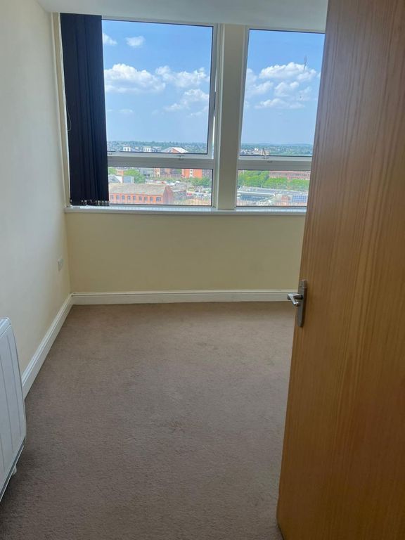 Property photo 3 of 11
