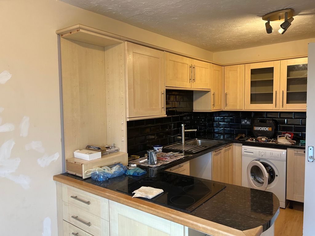 Property photo 2 of 4